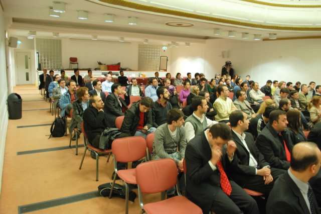 790d2dab1e1a4c3aa2d9a2d8edc09505