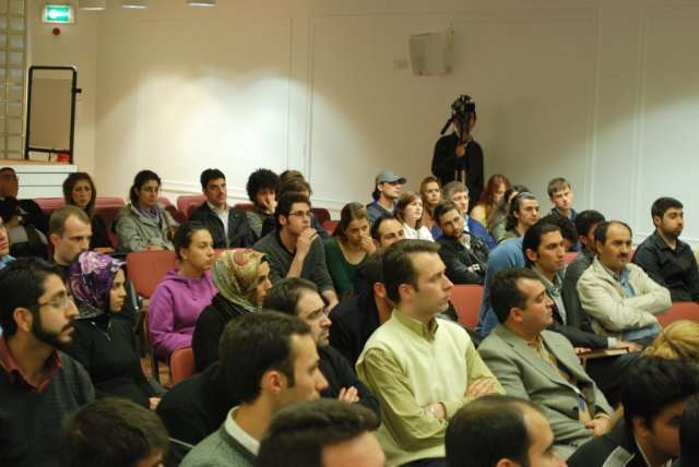 b6889076c10c402a958d212356003a86