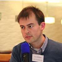 Dr Tom McKenzie